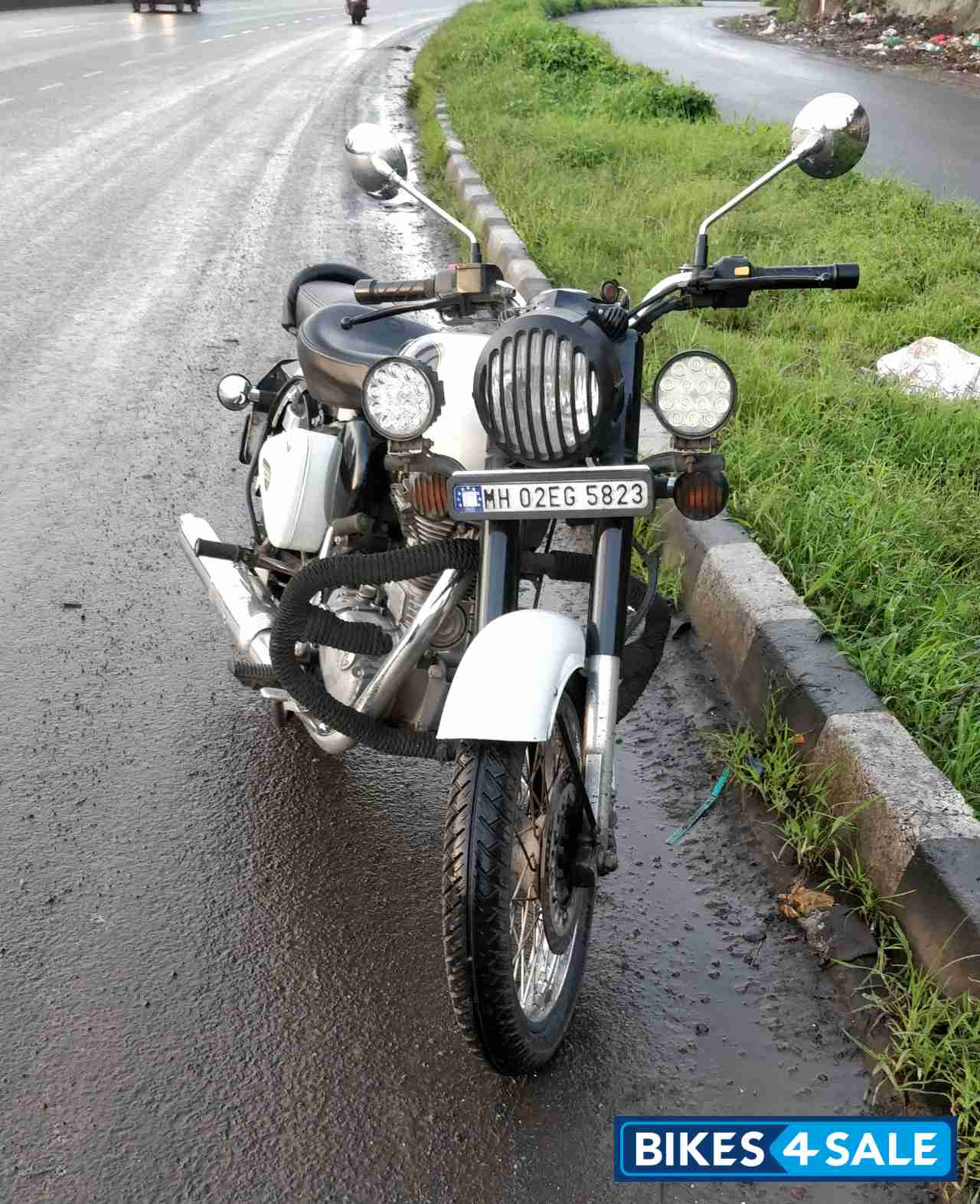 Ash Royal Enfield Classic