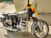 Gunmetal Gray Royal Enfield Classic Gunmetal Grey