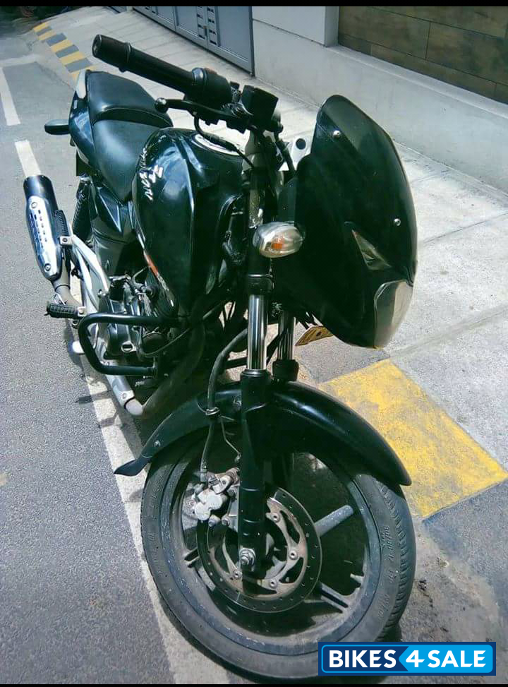 Black Bajaj Pulsar 180 DTSi