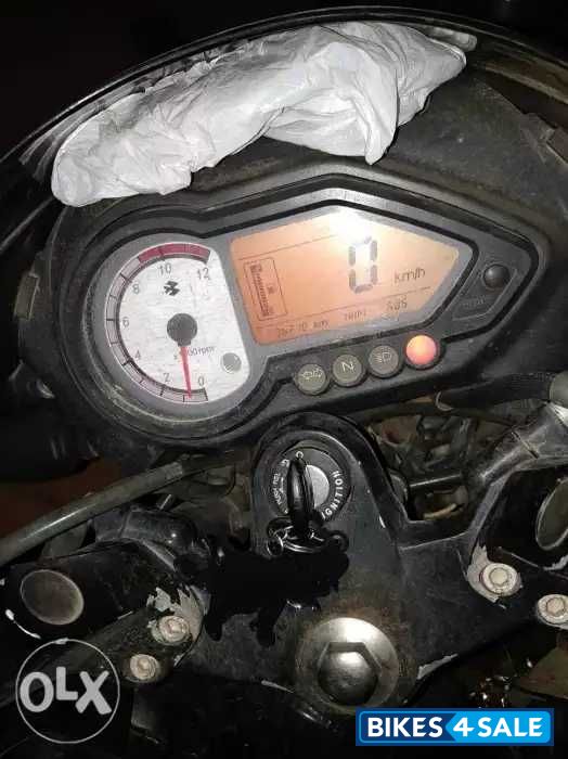 Black Bajaj Pulsar 180 DTSi Black Bajaj Pulsar 180 DTSi