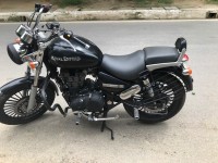 Matte Black Royal Enfield Thunderbird 350