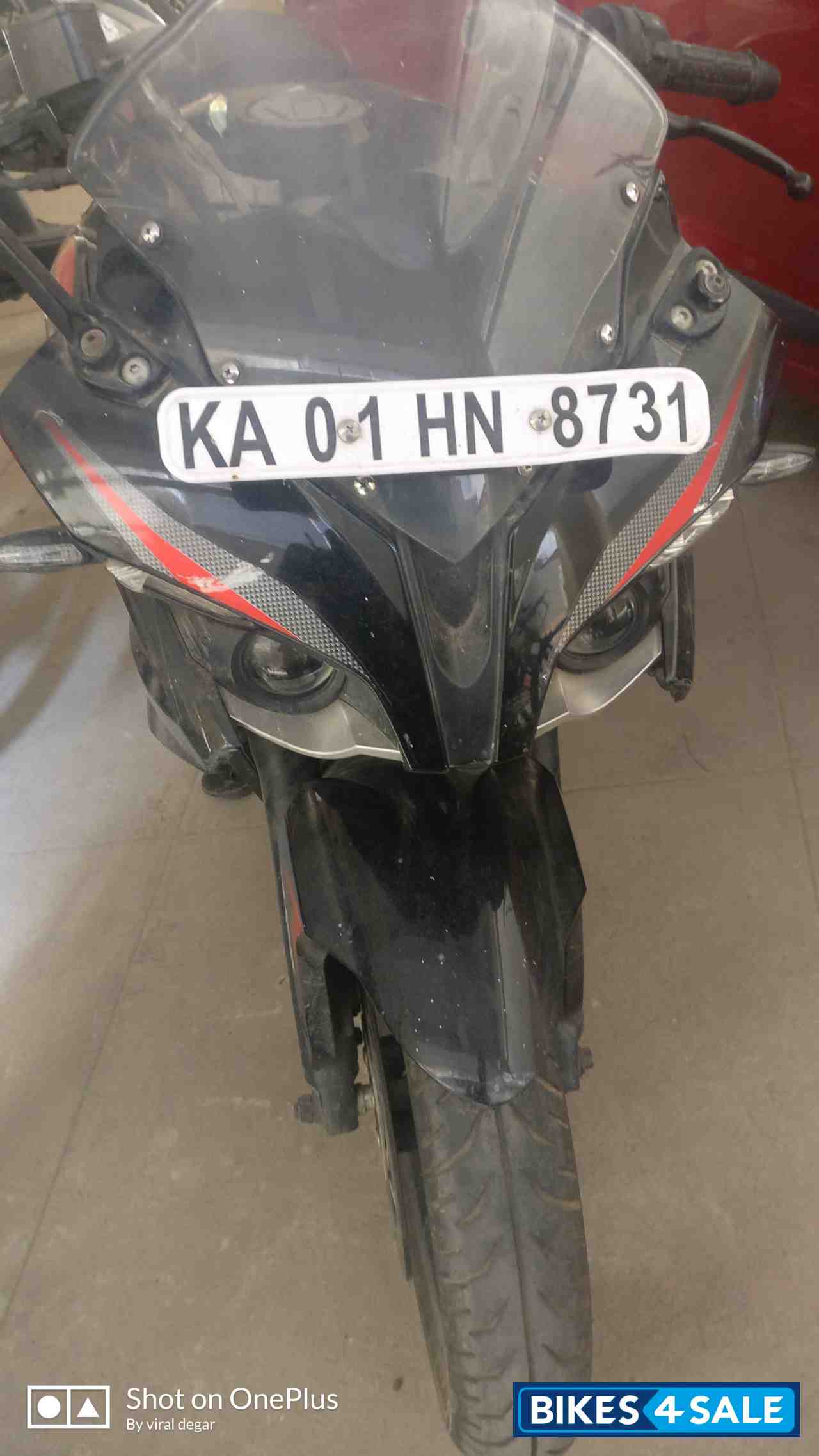 Bajaj Pulsar RS 200 ABS Bajaj Pulsar RS 200 ABS