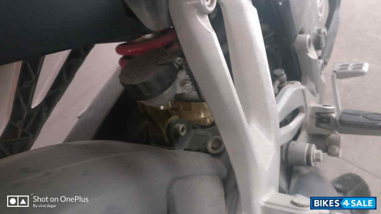 Bajaj Pulsar RS 200 ABS Bajaj Pulsar RS 200 ABS