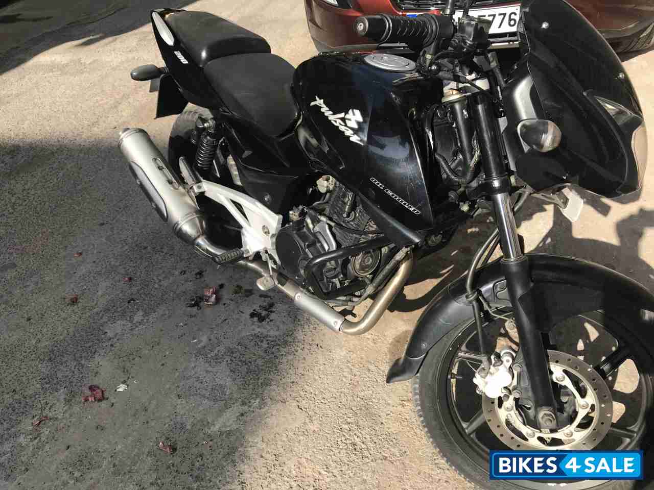 Black Bajaj Pulsar 200 DTSi Black Bajaj Pulsar 200 DTSi