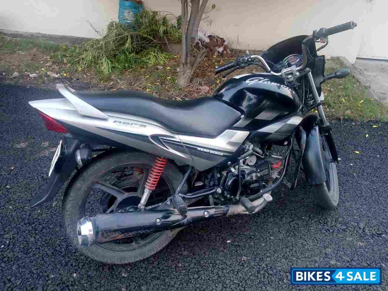 Used 2010 model Hero Glamour for sale in Mohali. ID 183182