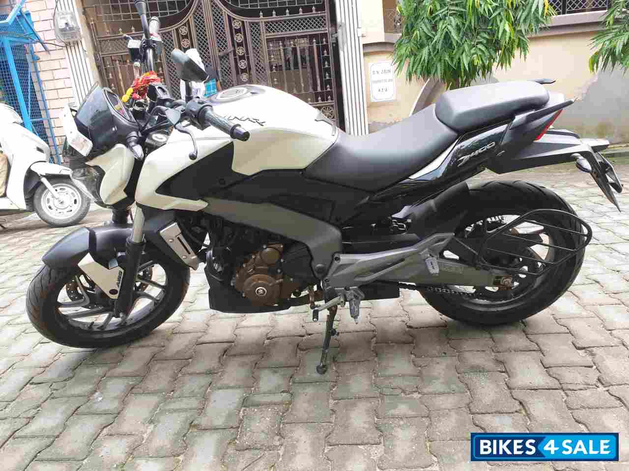 Dominar deals bike 600cc