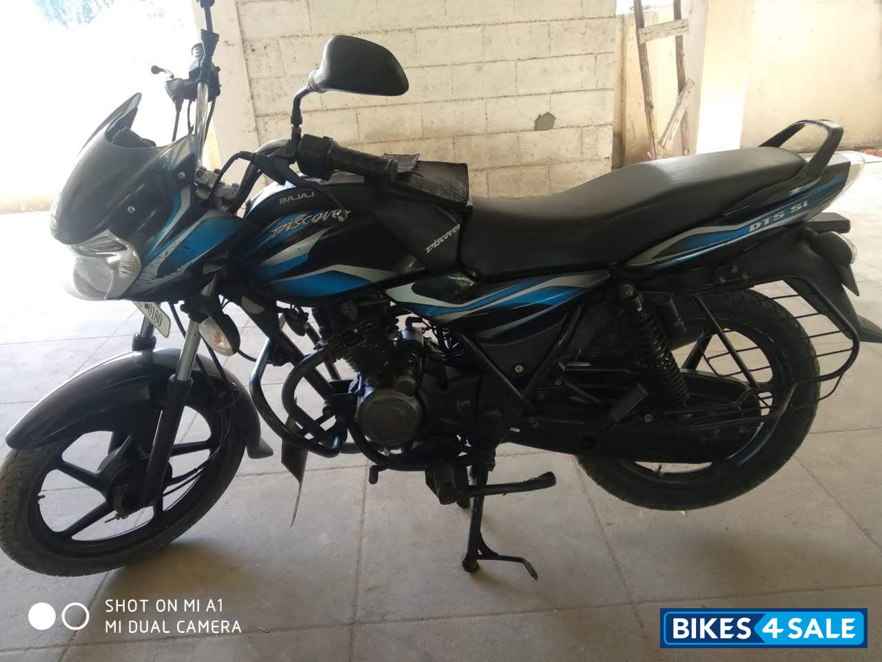 Bajaj Discover 100 DTS-Si Bajaj Discover 100 DTS-Si
