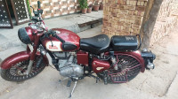 Maroon Royal Enfield Classic 350