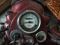 Maroon Royal Enfield Classic 350