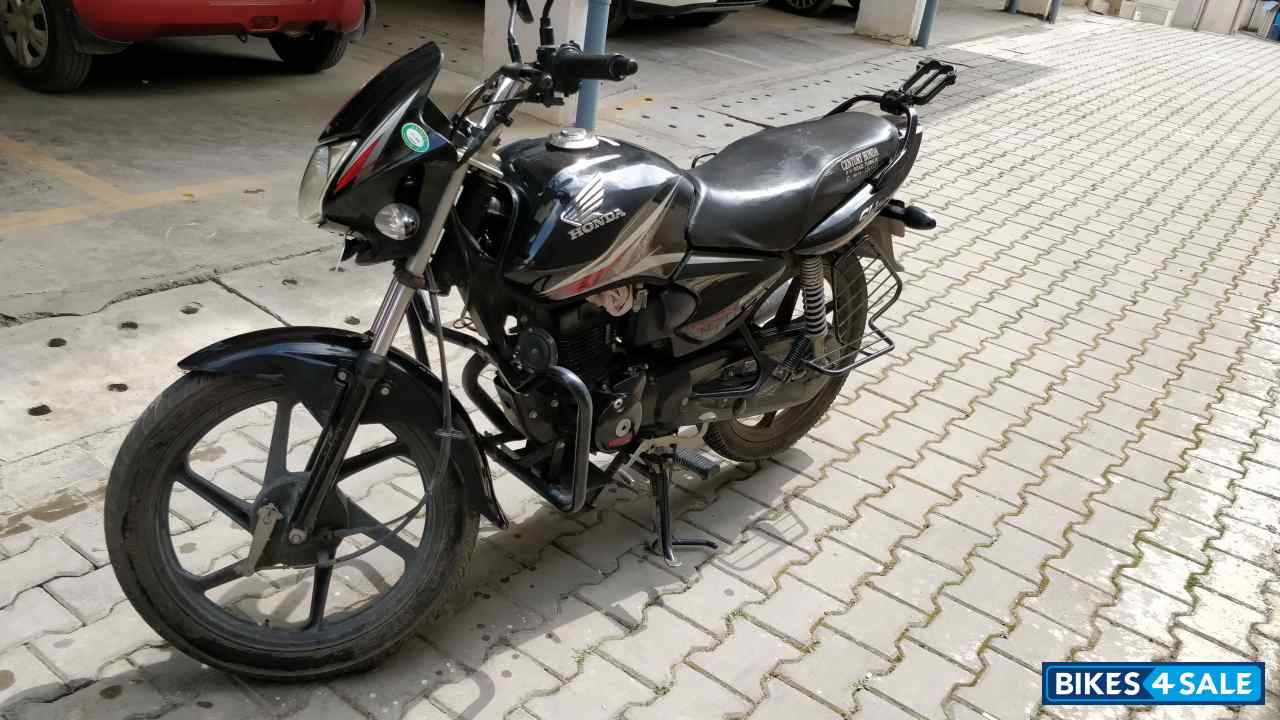 Honda CB Shine