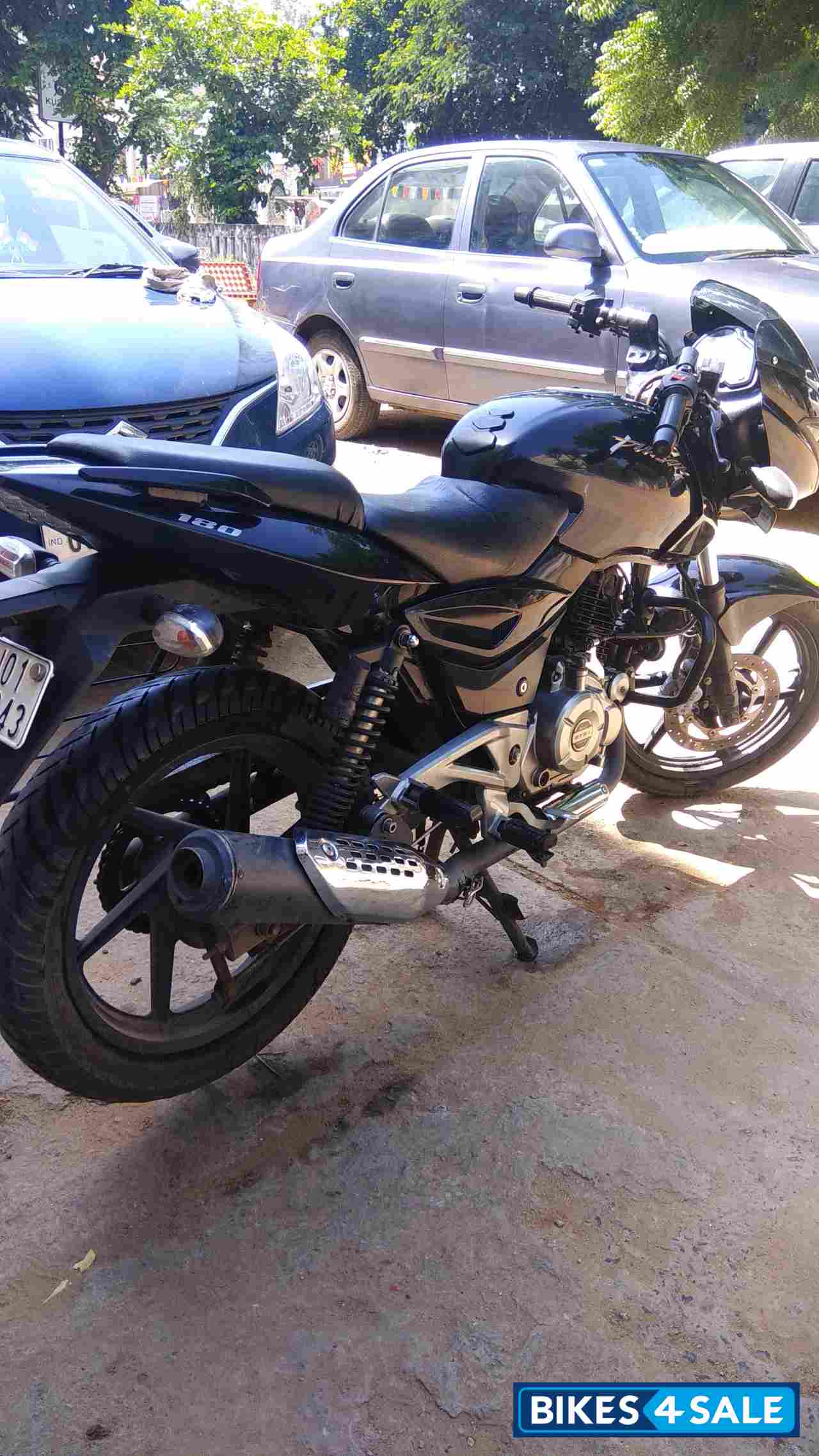 Bajaj Pulsar 180 DTSi Bajaj Pulsar 180 DTSi