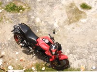 Red Suzuki Gixxer 150