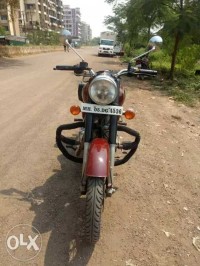 Royal Enfield Classic 350 Redditch Red