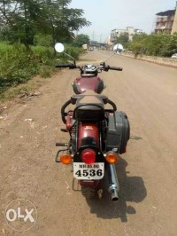 Royal Enfield Classic 350 Redditch Red