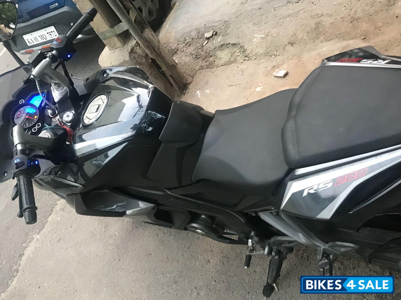 olx pulsar rs 200