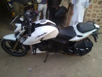 TVS Apache RTR 200 4V