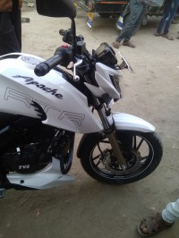 TVS Apache RTR 200 4V