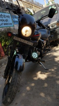 Bajaj Avenger Street 220 2016 Model