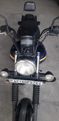 Blue Bajaj Avenger Street 150