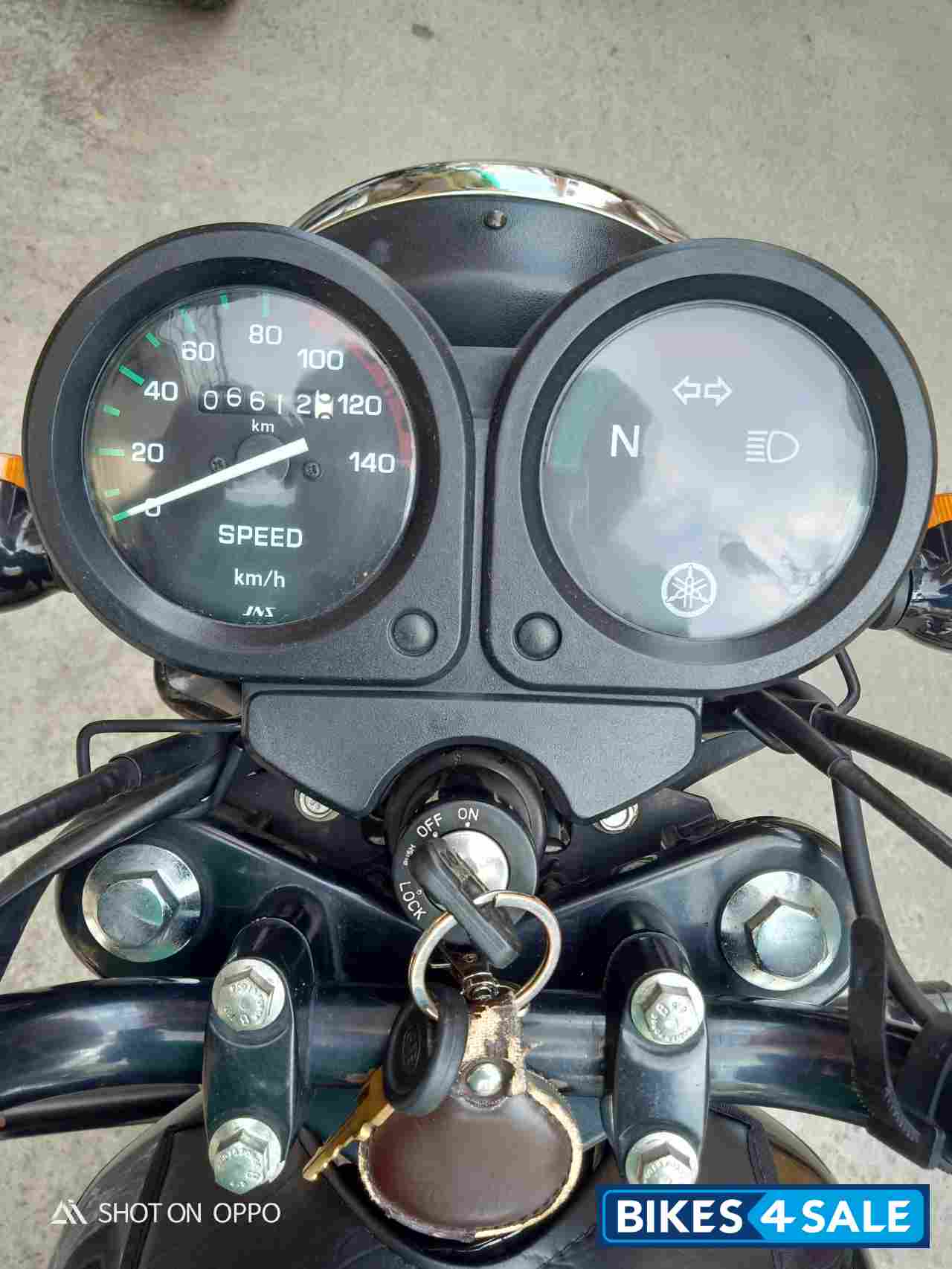 Black Yamaha Crux Black Yamaha Crux