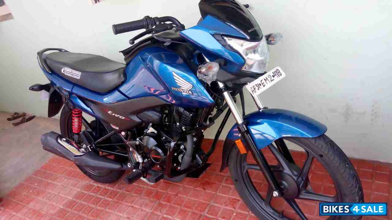 Athletic Blue Honda Livo 110