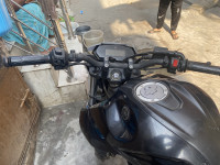 Black Yamaha FZ25