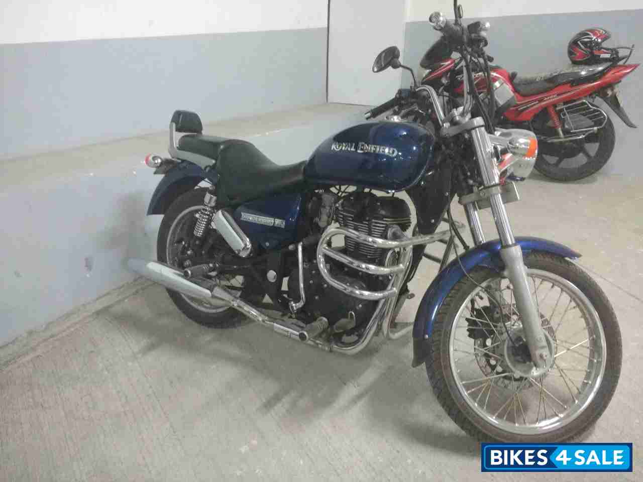 Marine Blue Royal Enfield Thunderbird 350