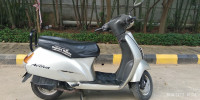 Gold Honda Activa