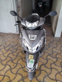 Metallic Silver/grey Honda Activa 125