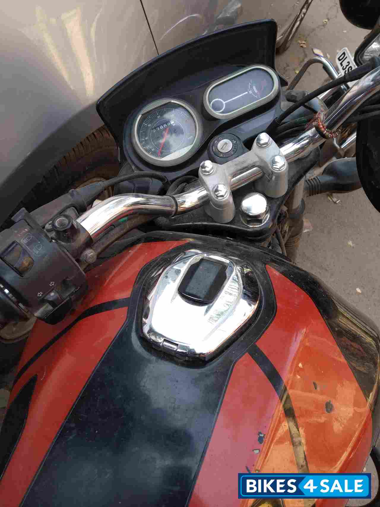 Bajaj V12