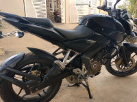 Black Bajaj Pulsar 200 NS