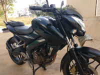 Black Bajaj Pulsar 200 NS