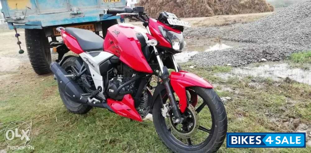 Used 18 Model Tvs Apache Rtr 160 4v For Sale In Patna Id 2371 Red Colour Bikes4sale
