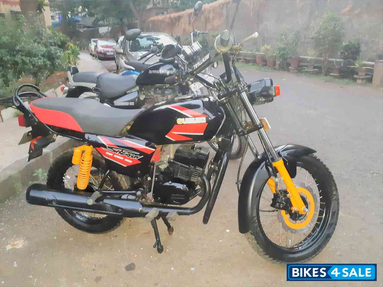 Used 1996 model Suzuki Shogun for sale in Mumbai. ID 202669. Black