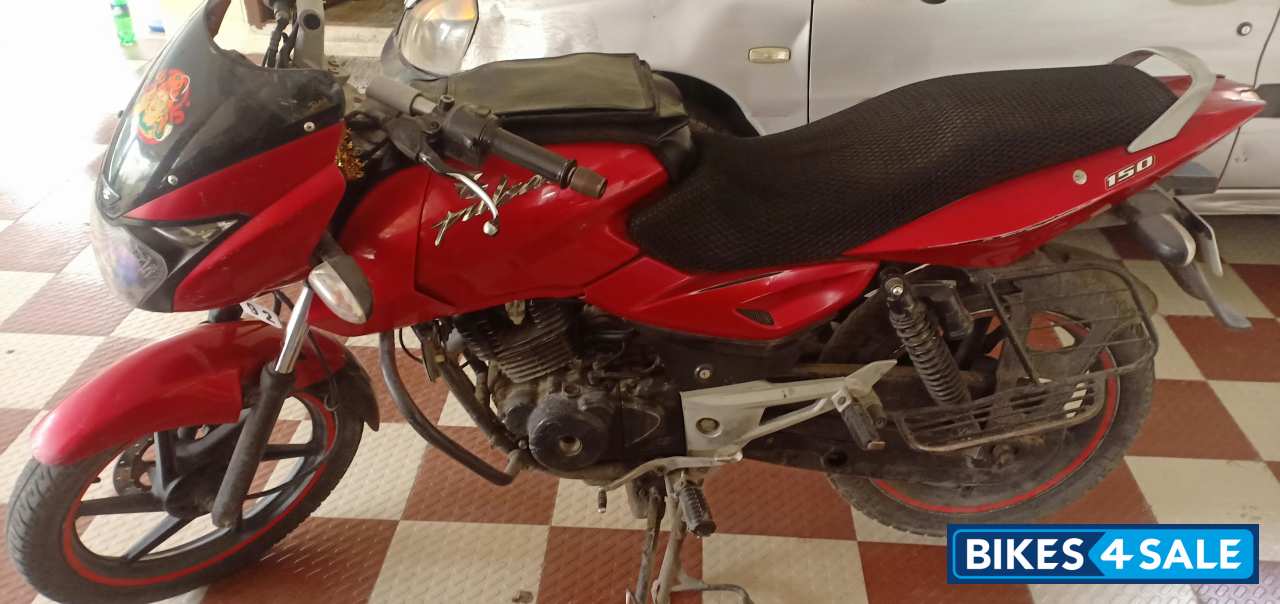 Bajaj Pulsar 150 Classic