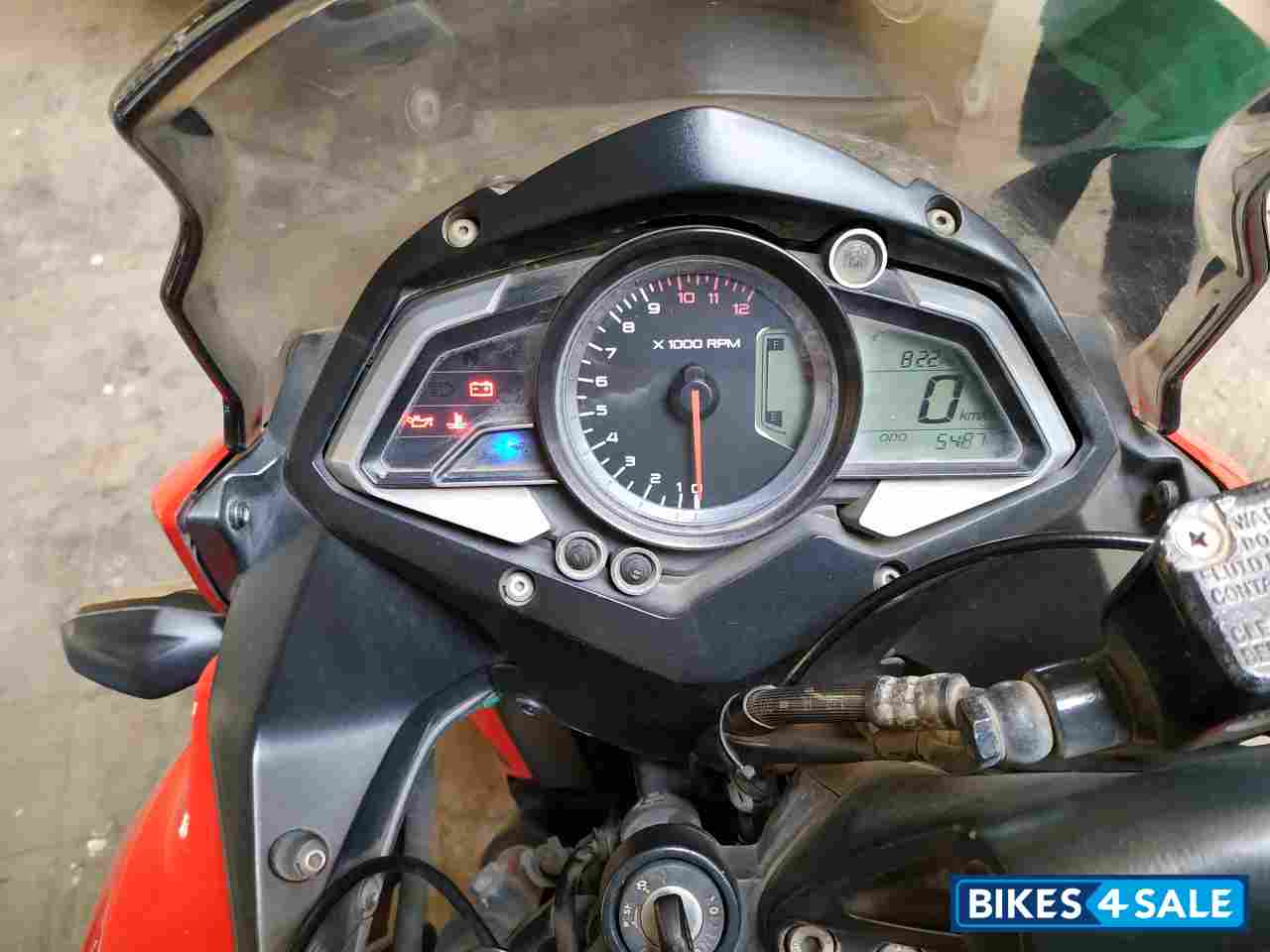 Red Bajaj Pulsar AS 200 Red Bajaj Pulsar AS 200