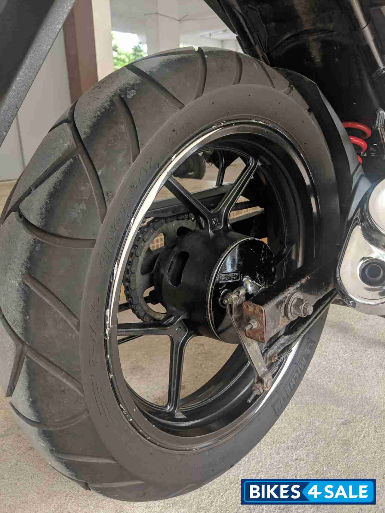 Black Suzuki Gixxer 150 Black Suzuki Gixxer 150