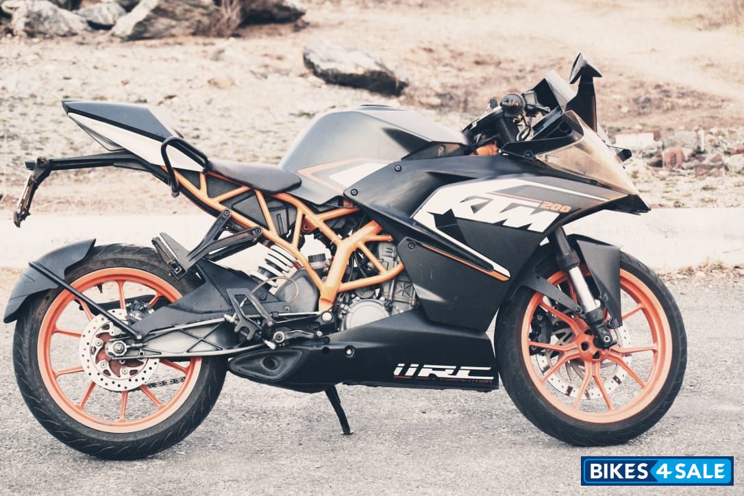 Used 2015 Model Ktm Rc 200 For Sale In Erode. Id 207358 - Bikes4sale