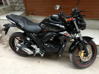 Black Suzuki Gixxer 150