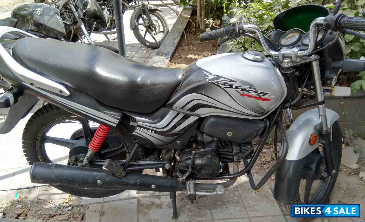 2009 hero honda on sale passion pro details