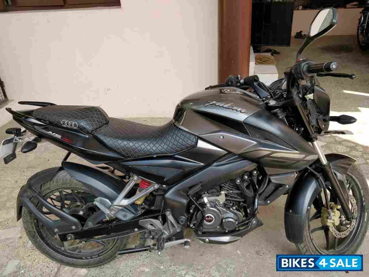 Used 2017 model Bajaj Pulsar NS 160 for sale in Chennai. ID 208706 ...