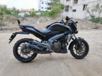 Matte Black Bajaj Dominar 400 Disc