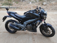 Matte Black Bajaj Dominar 400 Disc