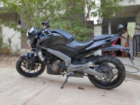 Matte Black Bajaj Dominar 400 Disc