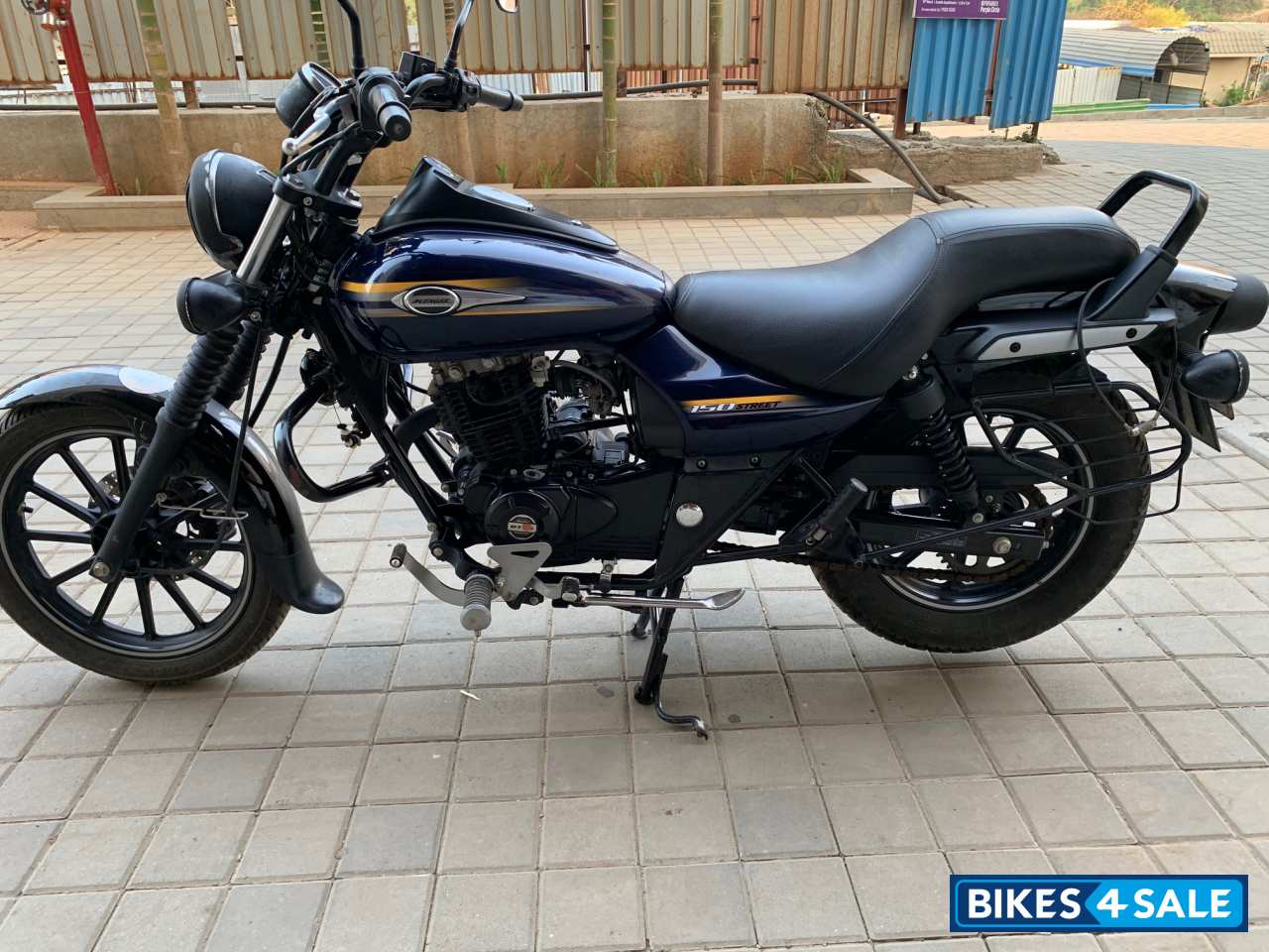 Used 2016 model Bajaj Avenger Street 150 for sale in Thane. ID 213491. Blue colour - Bikes4Sale