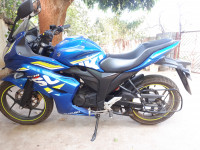 Blue Suzuki Gixxer SF Fi