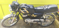 Suzuki MAX 100