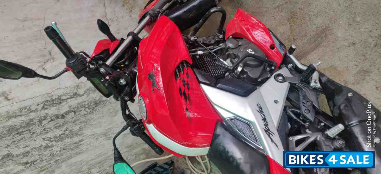 Red TVS Apache RTR 160 4V Red TVS Apache RTR 160 4V
