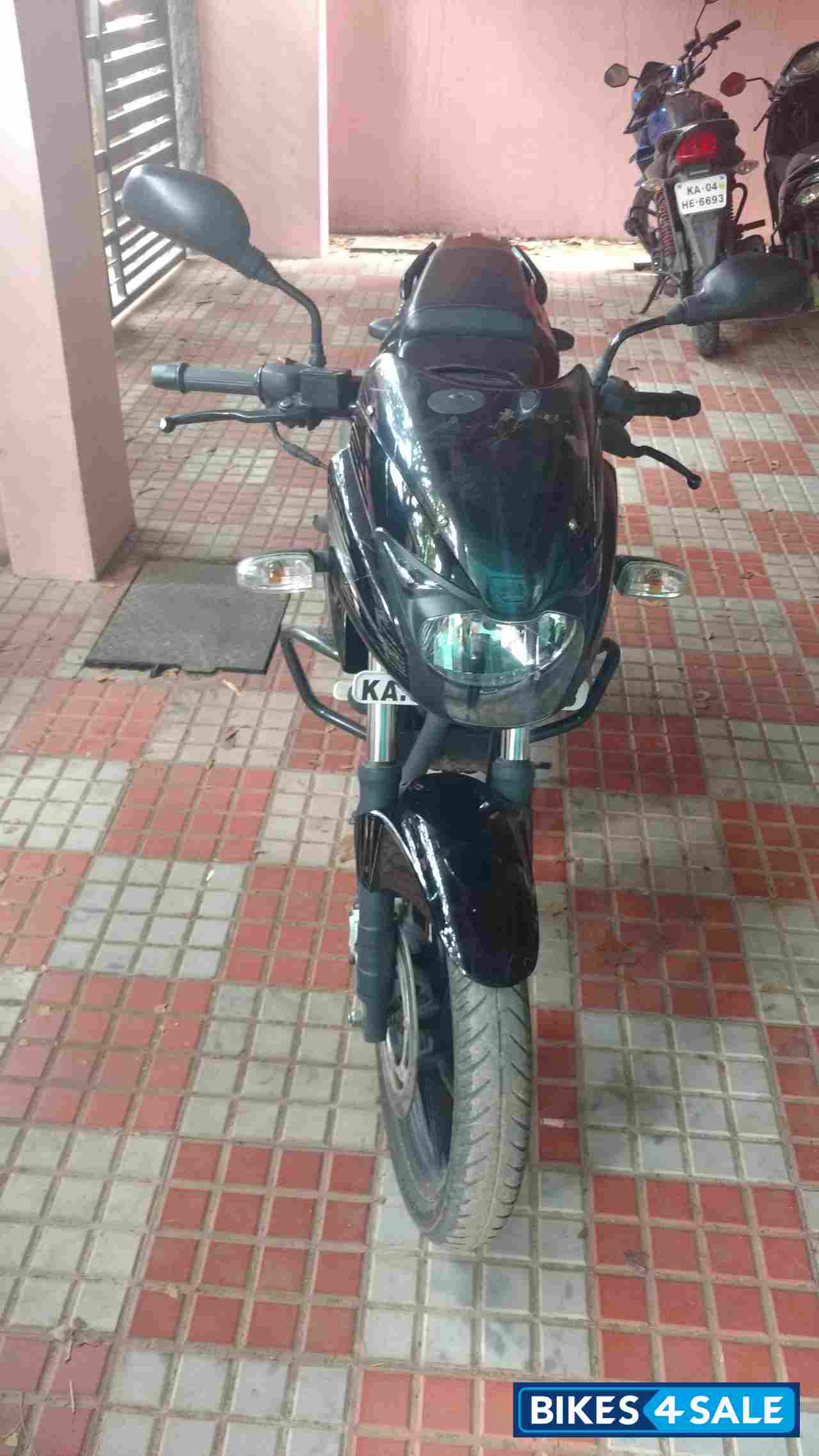 Bajaj Pulsar 180 DTSi Bajaj Pulsar 180 DTSi