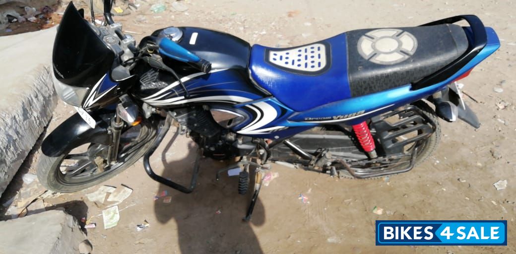 Olx honda dream deals yuga